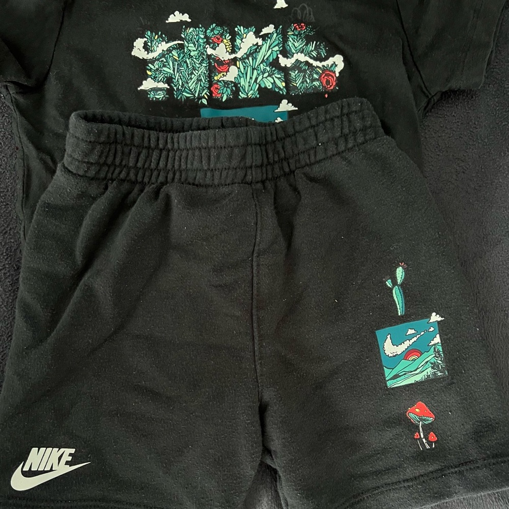 Nike Baby Black Graphic matching shorts and short sleeve set with Nature Print